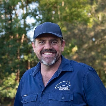 Cameron Hankin, Equistry Equine Dentist